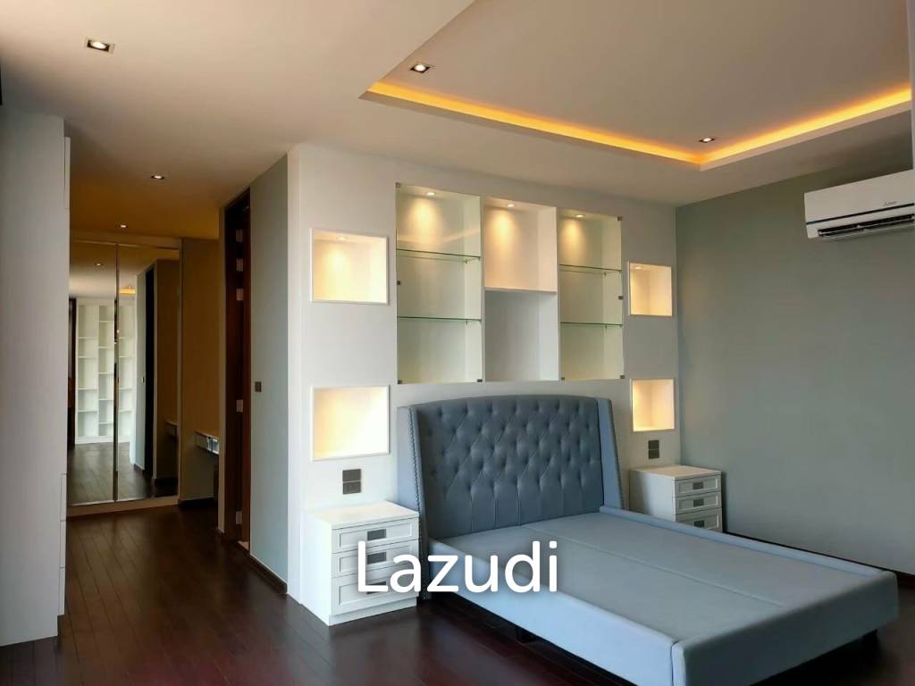 4 Bed 7 Bath Detached house for Sale 304 Sqm