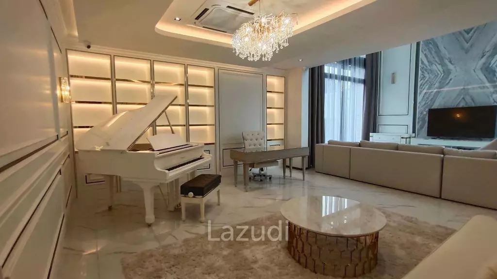 4 Bed 7 Bath Detached house for Sale 304 Sqm