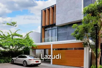 4 Bed 7 Bath Detached house for Sale 304 Sqm