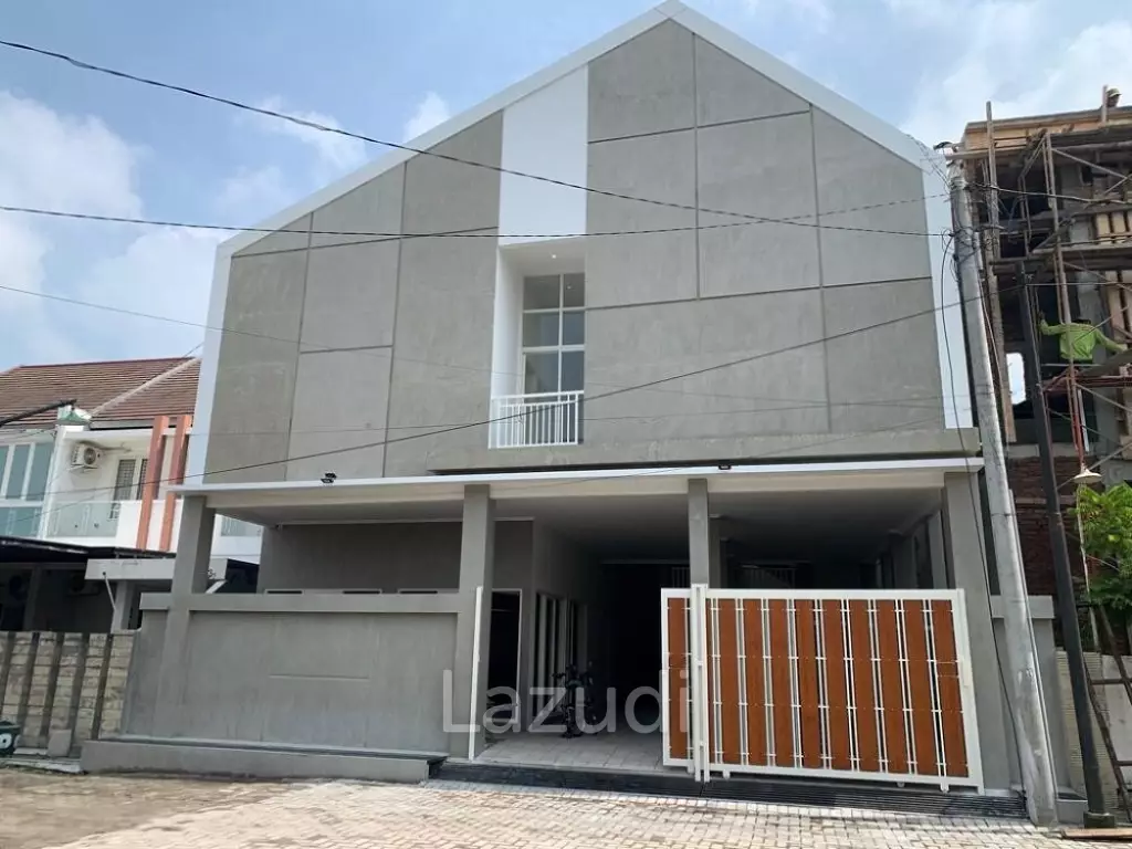 Kost Putri Dekat UNESA Universitas Negeri Surabaya, Pakuwon Mall, RS Wiyung Sejahtera, RSIA Graha Medika