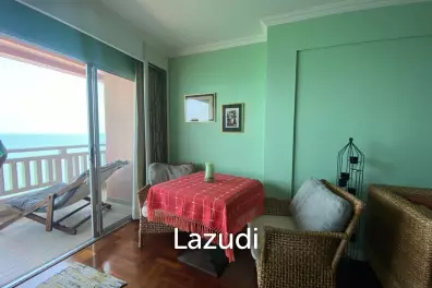 SPRINGFIELD BEACH CONDO : 2 bed beachfront condo with great views