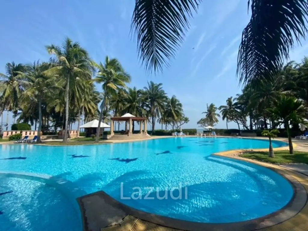 SPRINGFIELD BEACH CONDO : 2 bed beachfront condo with great views