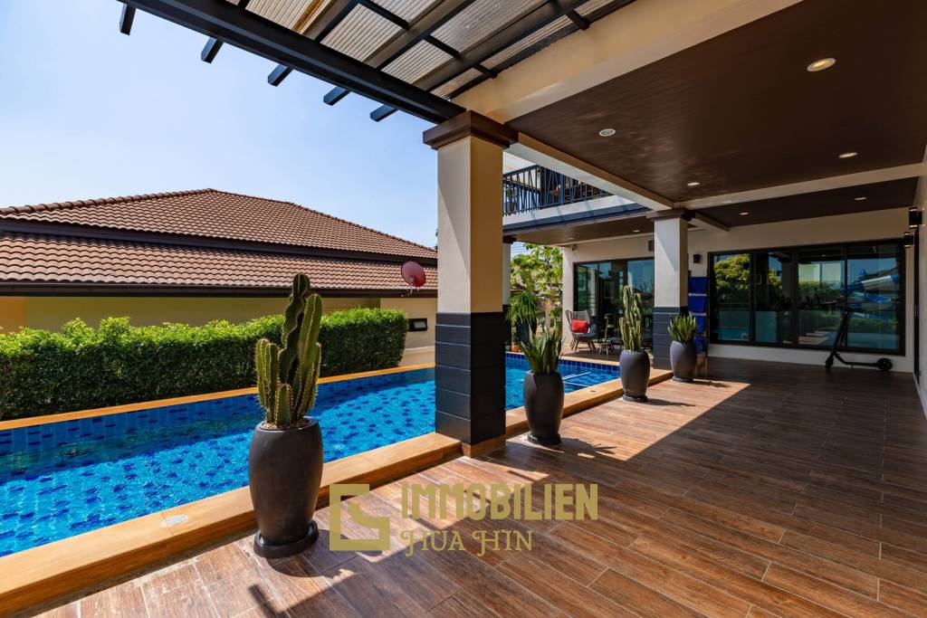 Horizon: Stunning 5 Bedroom Pool Villa Soi88