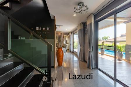 Horizon: Stunning 5 Bedroom Pool Villa Soi88