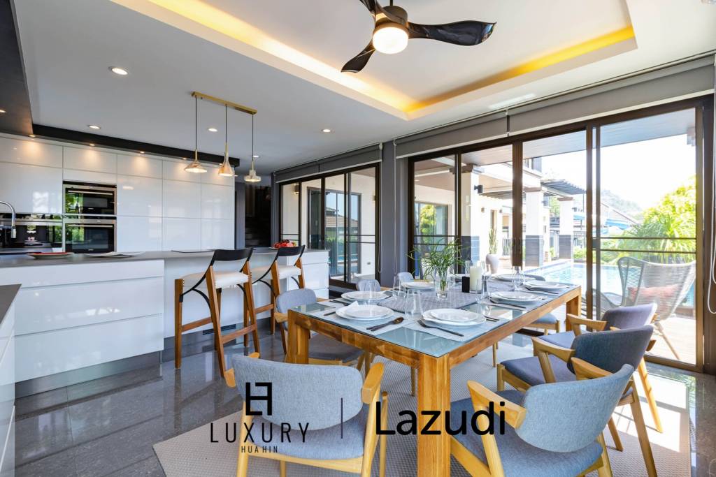 Horizon: Stunning 5 Bedroom Pool Villa Soi88