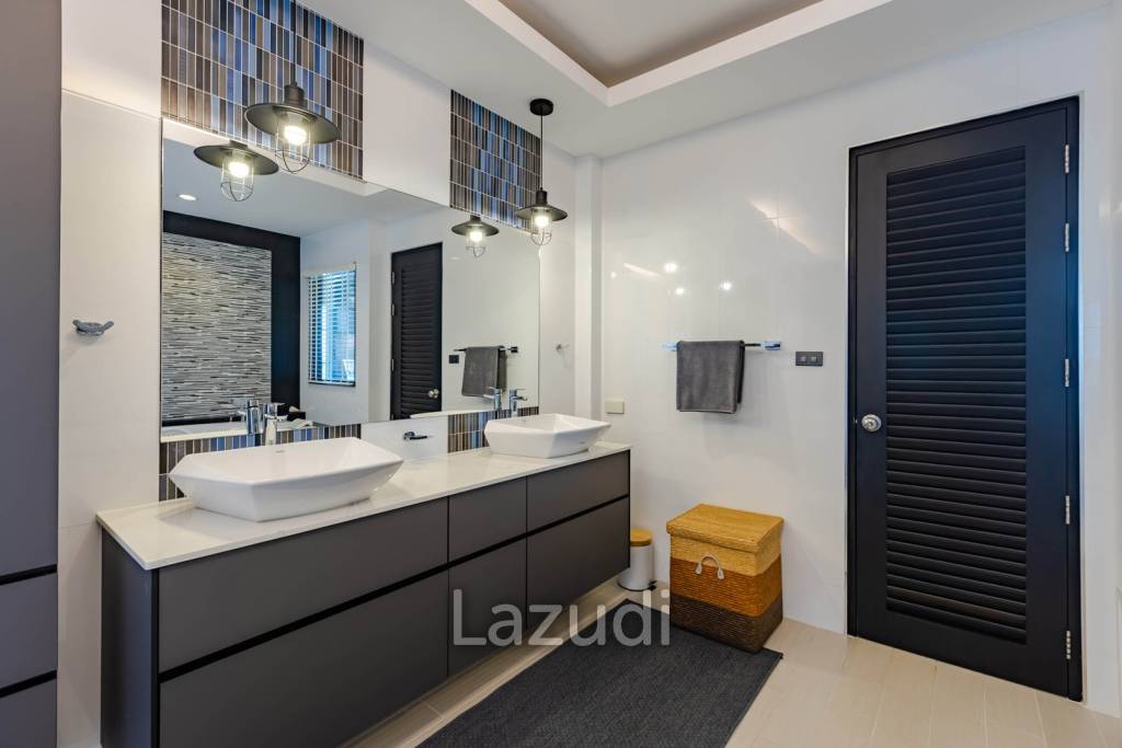 Horizon: Stunning 5 Bedroom Pool Villa Soi88