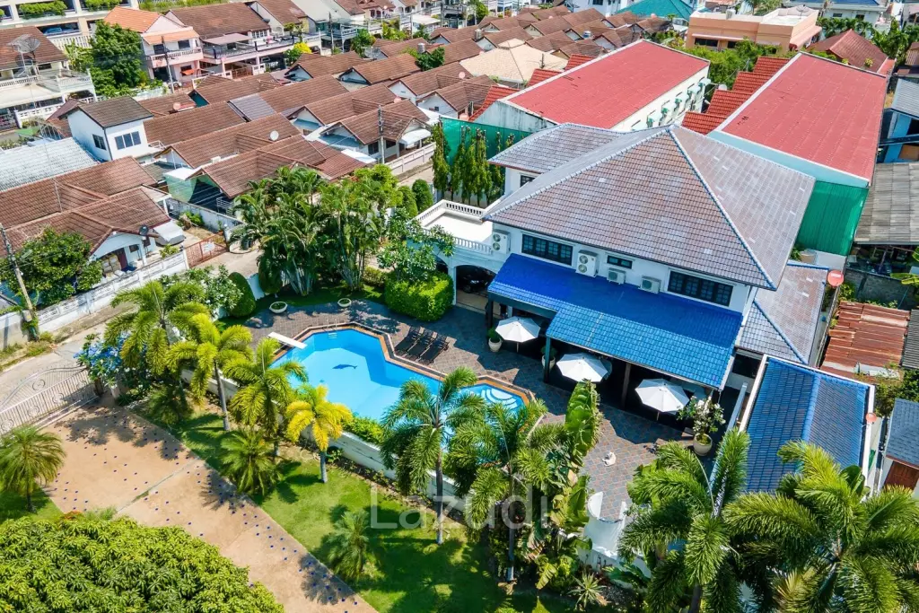 City Center 2 Story Private Luxury Pool Villa For Sale in Hua Hin