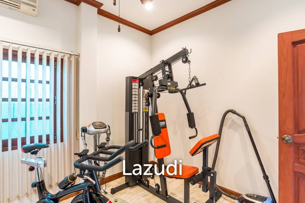 1,600 Sqm 6 Bed 7 Bath Villa For Sale