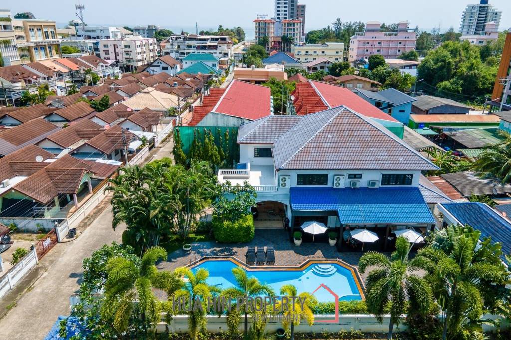 City Center 2 Story Private Luxury Pool Villa For Sale in Hua Hin