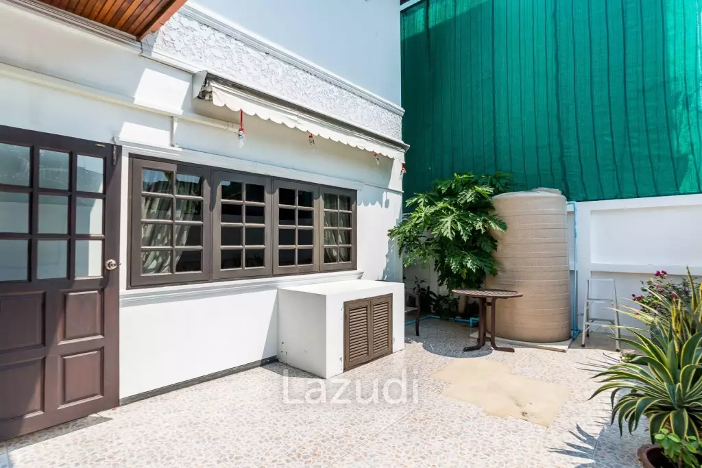 City Center 2 Story Private Luxury Pool Villa For Sale in Hua Hin