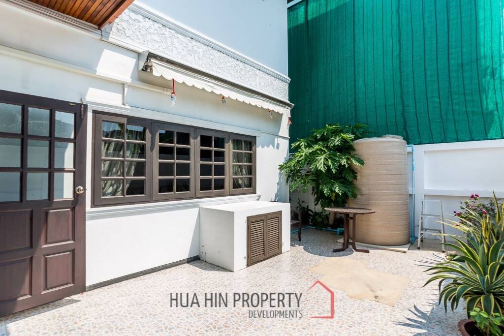 City Center 2 Story Private Luxury Pool Villa For Sale in Hua Hin