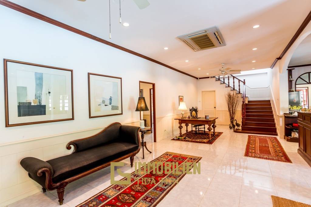 City Center 2 Story Private Luxury Pool Villa For Sale in Hua Hin