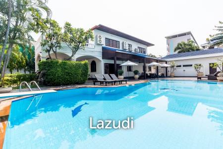 City Center 2 Story Private Luxury Pool Villa For Sale in Hua Hin