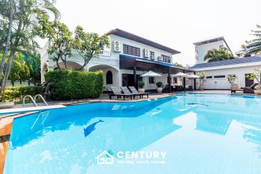 City Center 2 Story Private Luxury Pool Villa For Sale in Hua Hin