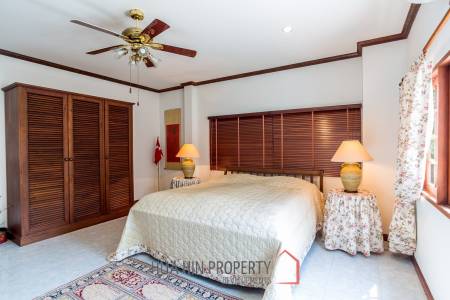 City Center 2 Story Private Luxury Pool Villa For Sale in Hua Hin