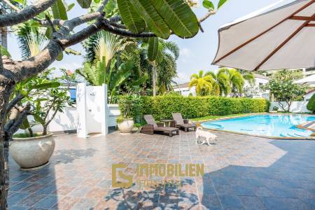 City Center 2 Story Private Luxury Pool Villa For Sale in Hua Hin