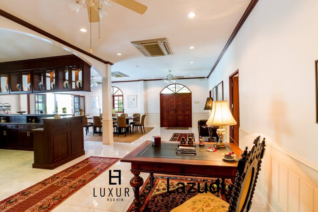 City Center 2 Story Private Luxury Pool Villa For Sale in Hua Hin