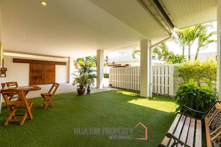 6 Bedroom Pool Villa for Sale – Great Investment Property