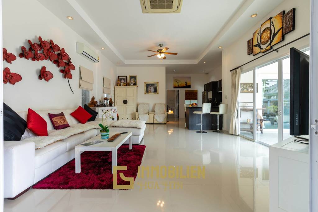 6 Bedroom Pool Villa for Sale – Great Investment Property