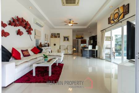 6 Bedroom Pool Villa for Sale – Great Investment Property