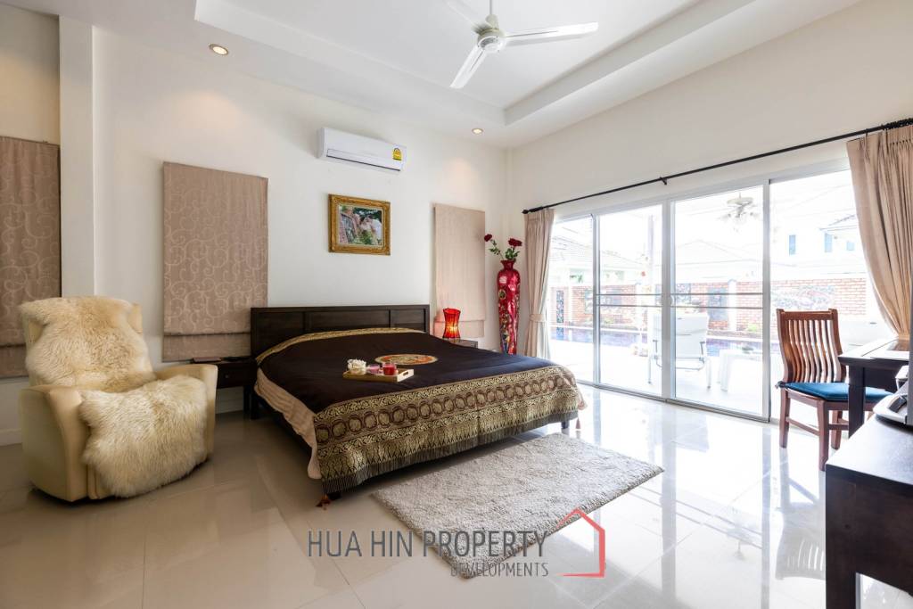 6 Bedroom Pool Villa for Sale – Great Investment Property