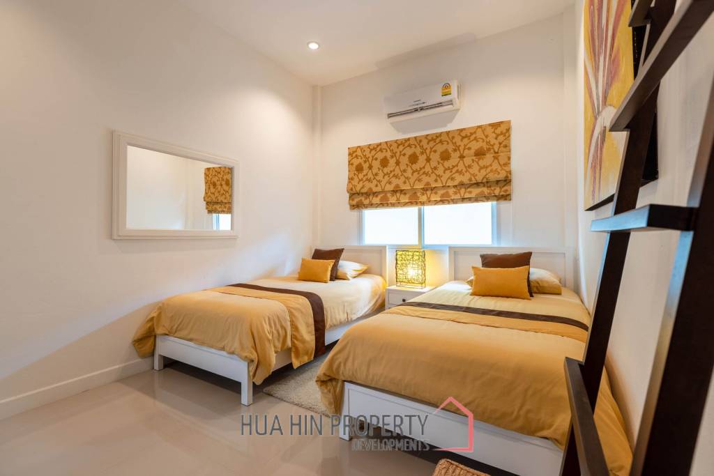 6 Bedroom Pool Villa for Sale – Great Investment Property