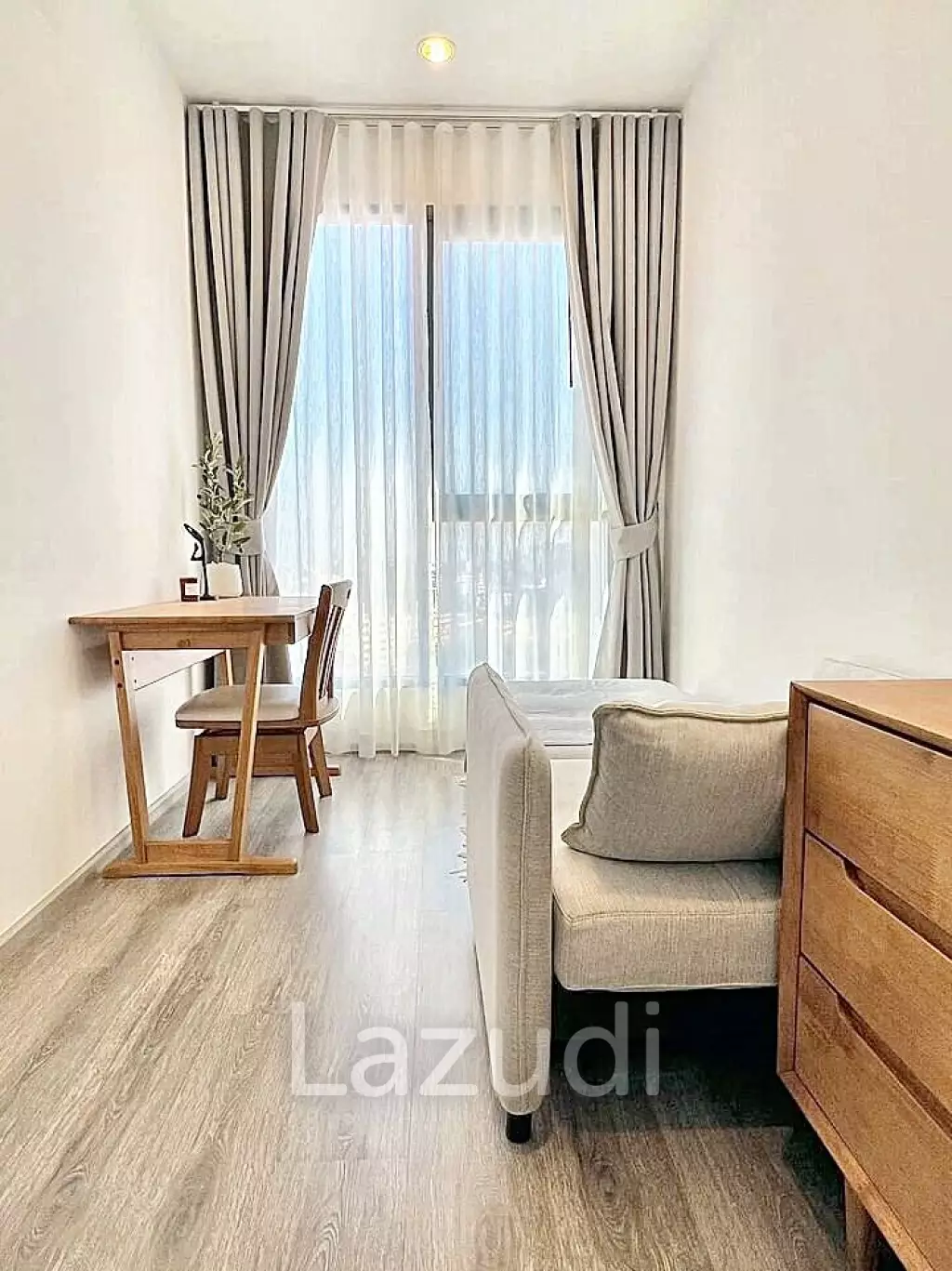 2 Bed 1 Bath 52 SQ.M IDEO Mobi Sukhumvit 66