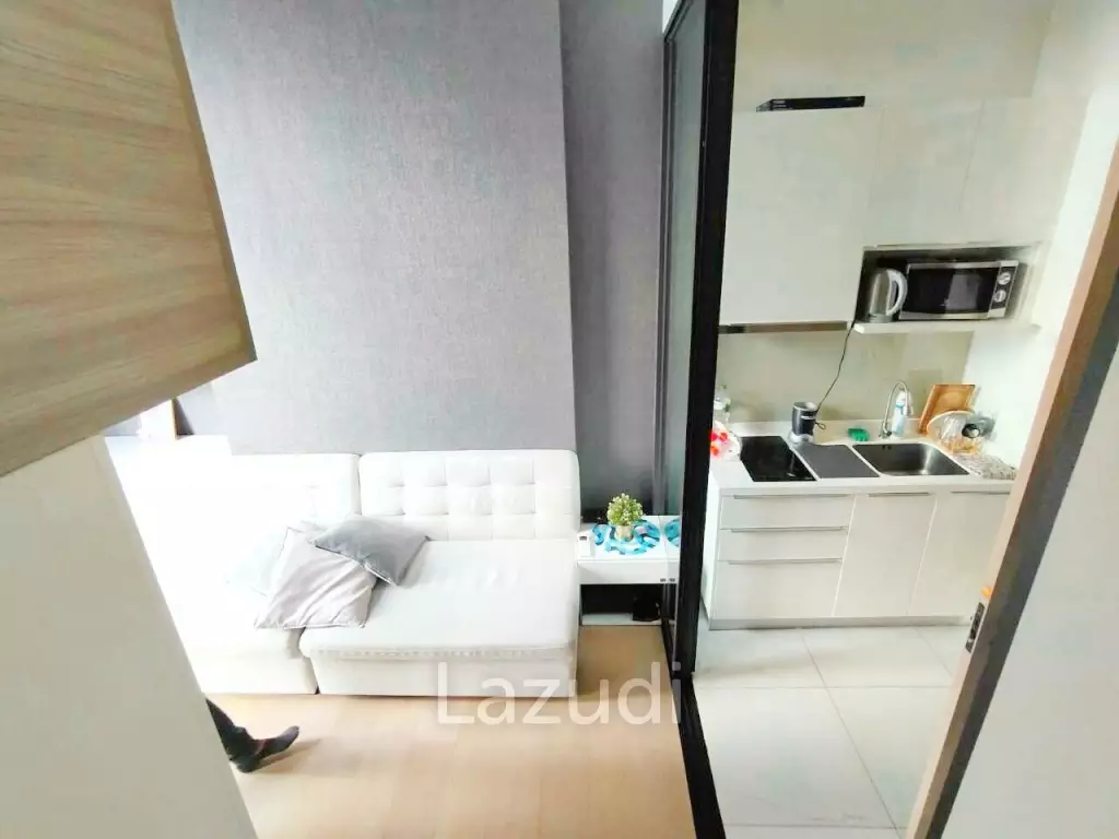 1 Bed 1 Bath 33 SQ.M Chewathai Residence Asoke