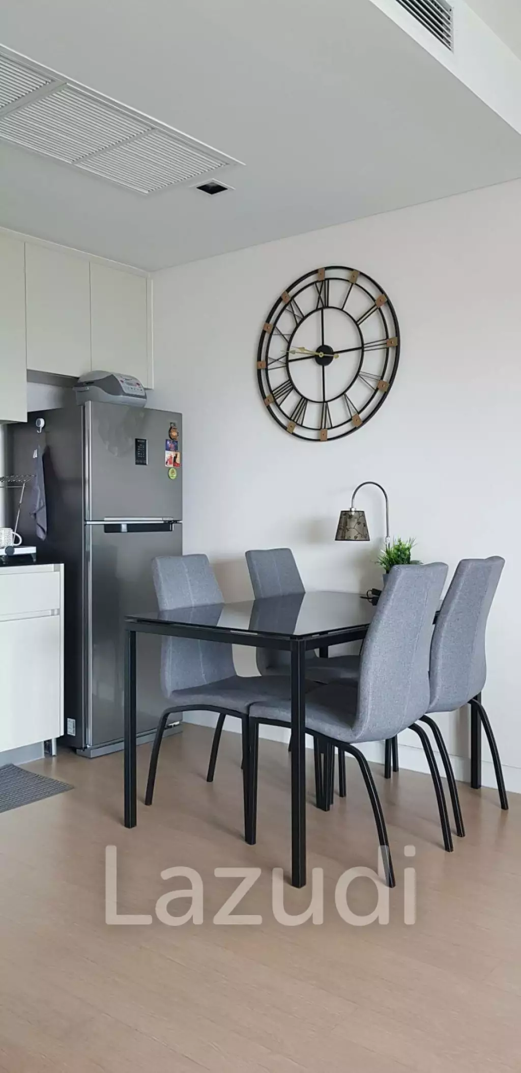 1 bed 1 bath 53 SQ.M The Room Charoenkrung