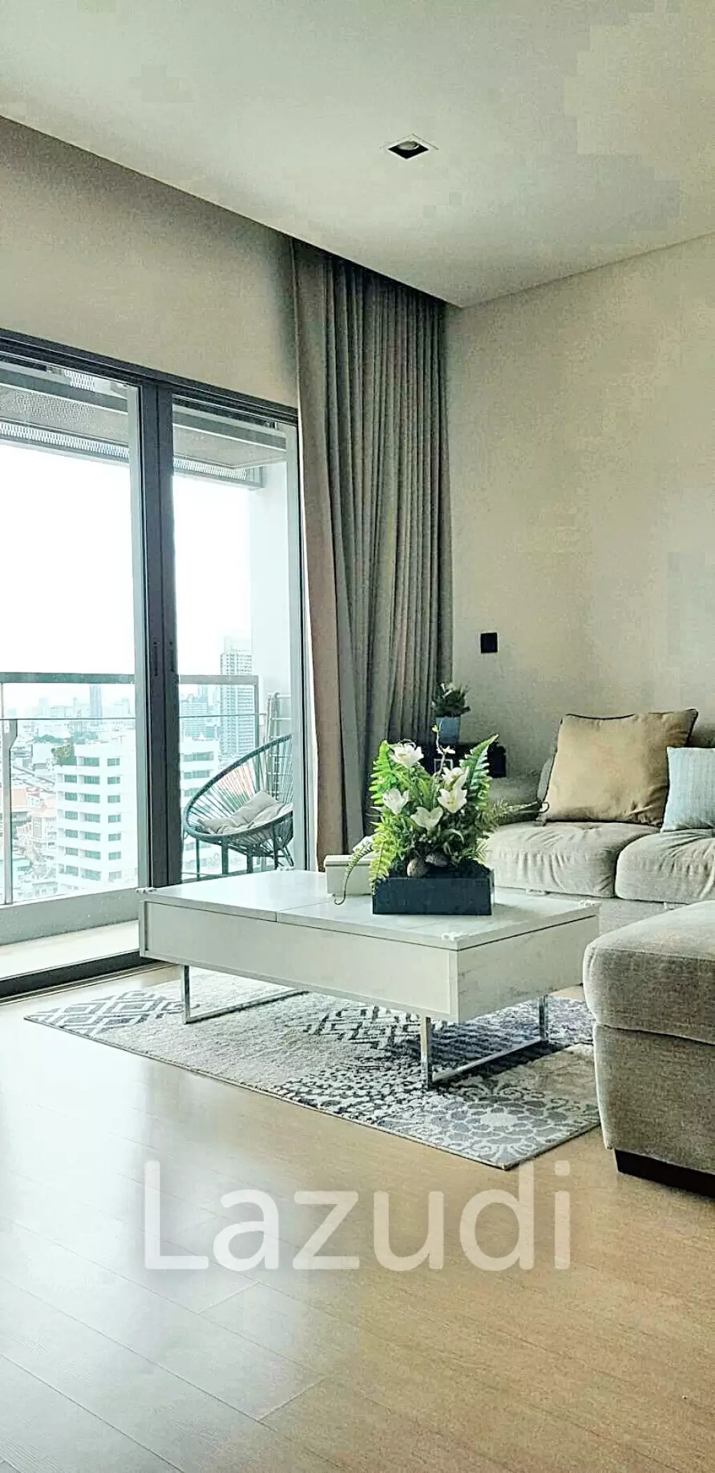 1 bed 1 bath 53 SQ.M The Room Charoenkrung