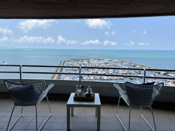 3 brs beachfront condo for rent