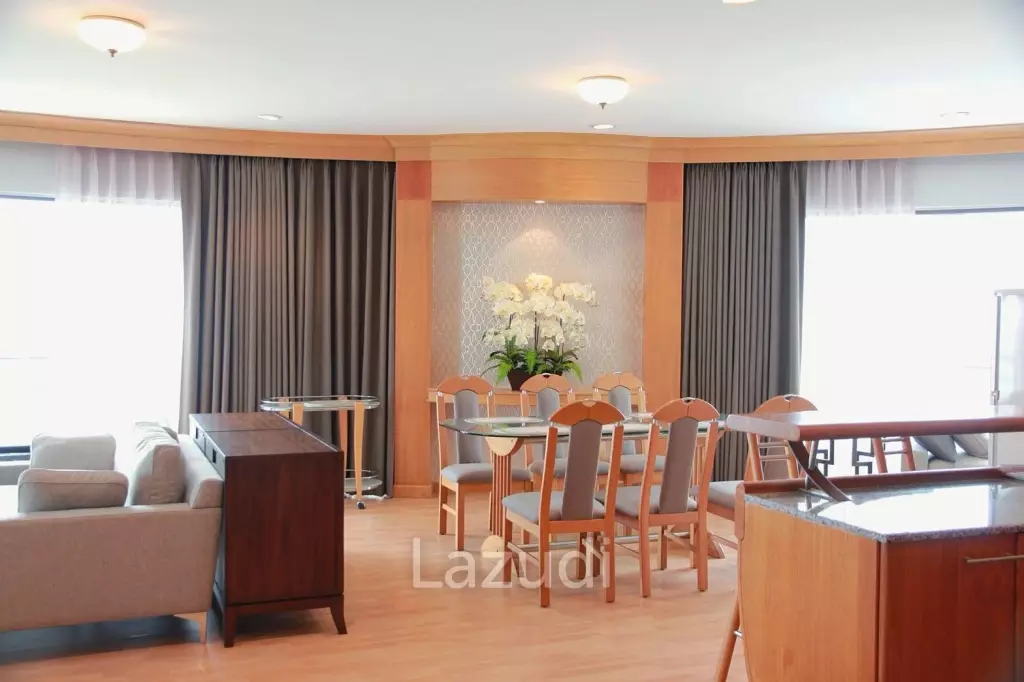 3 brs beachfront condo for rent