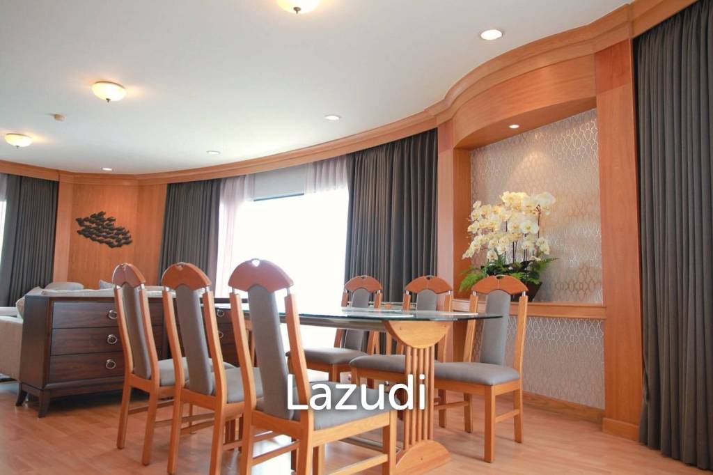 3 brs beachfront condo for rent
