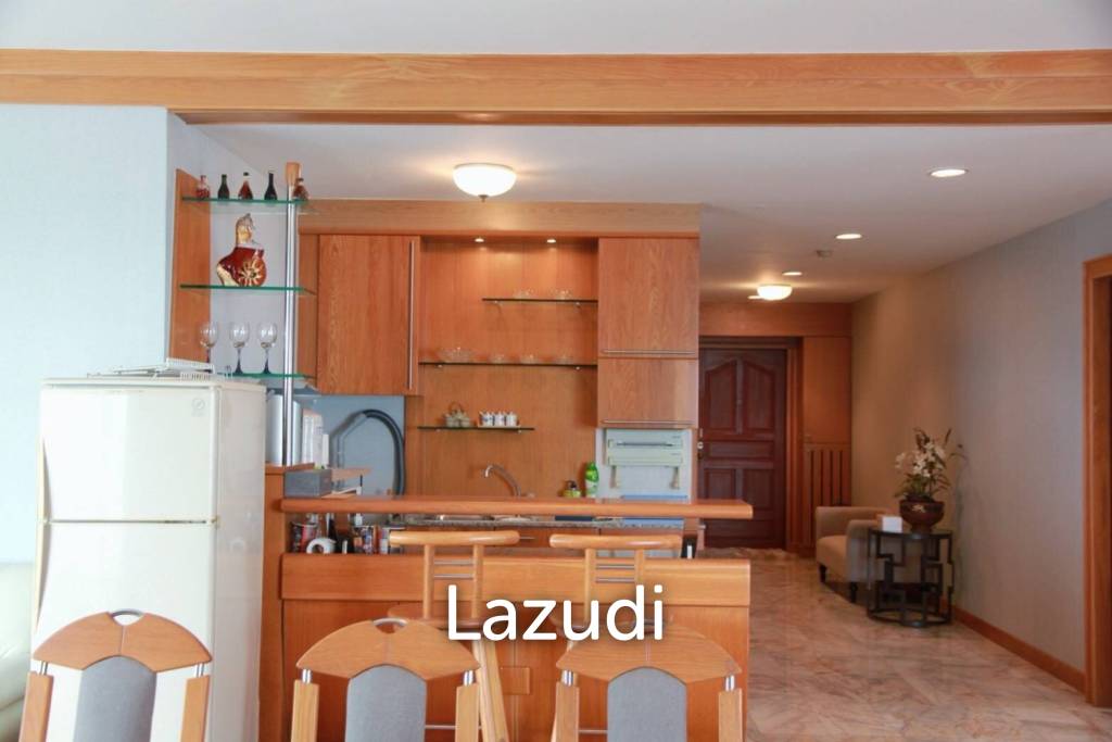 3 brs beachfront condo for rent