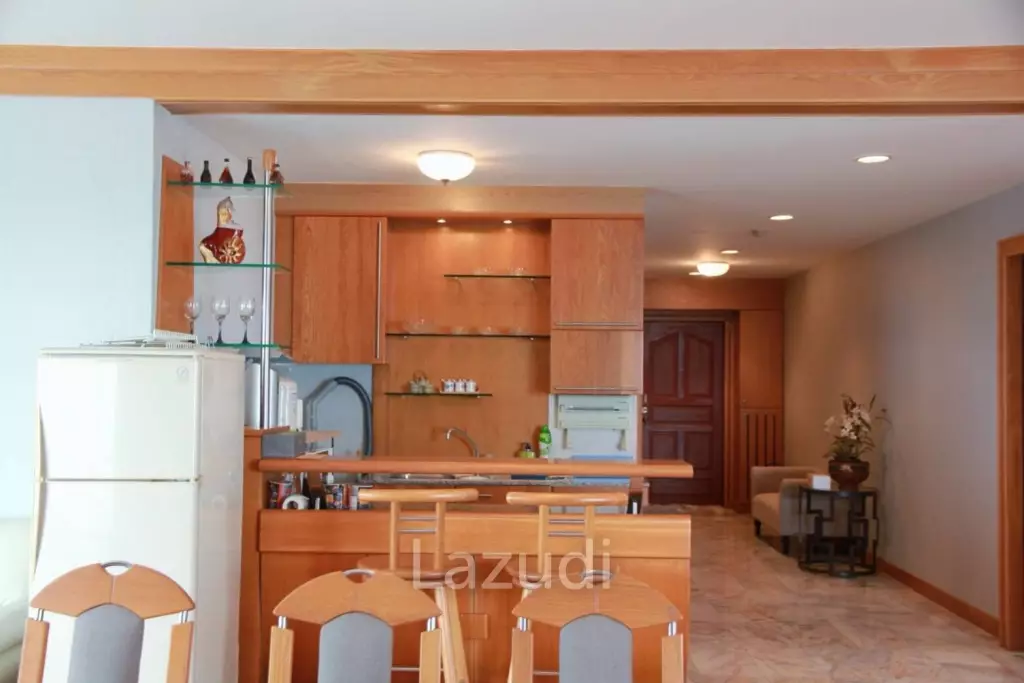 3 brs beachfront condo for rent