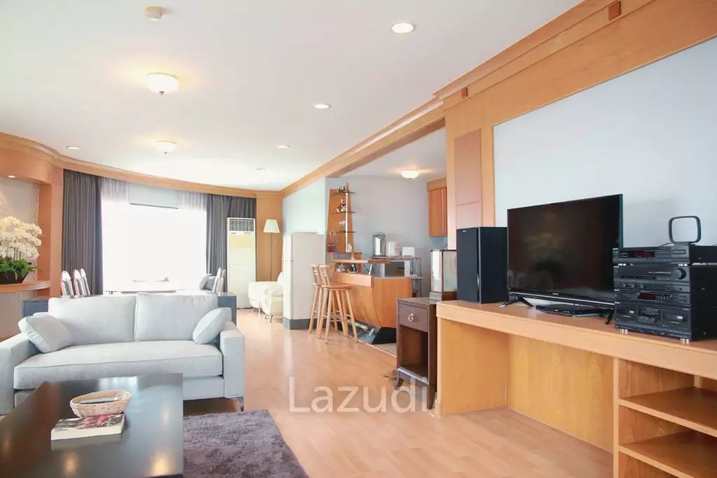 3 brs beachfront condo for rent