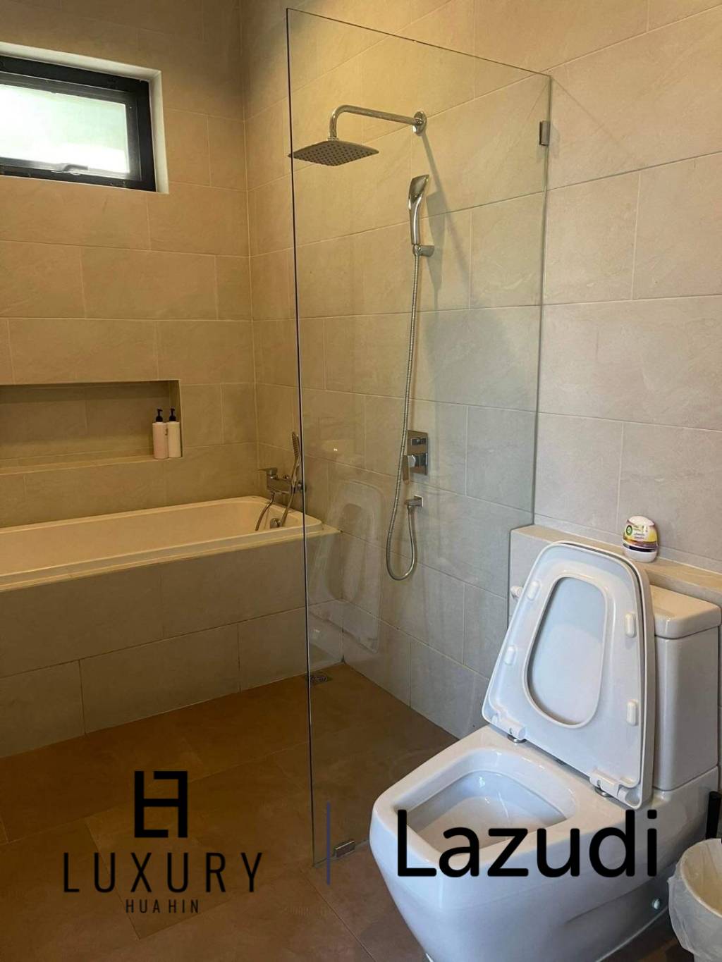 400 m² 4 Chambre 3 Salle de bain Villa Pour Louer