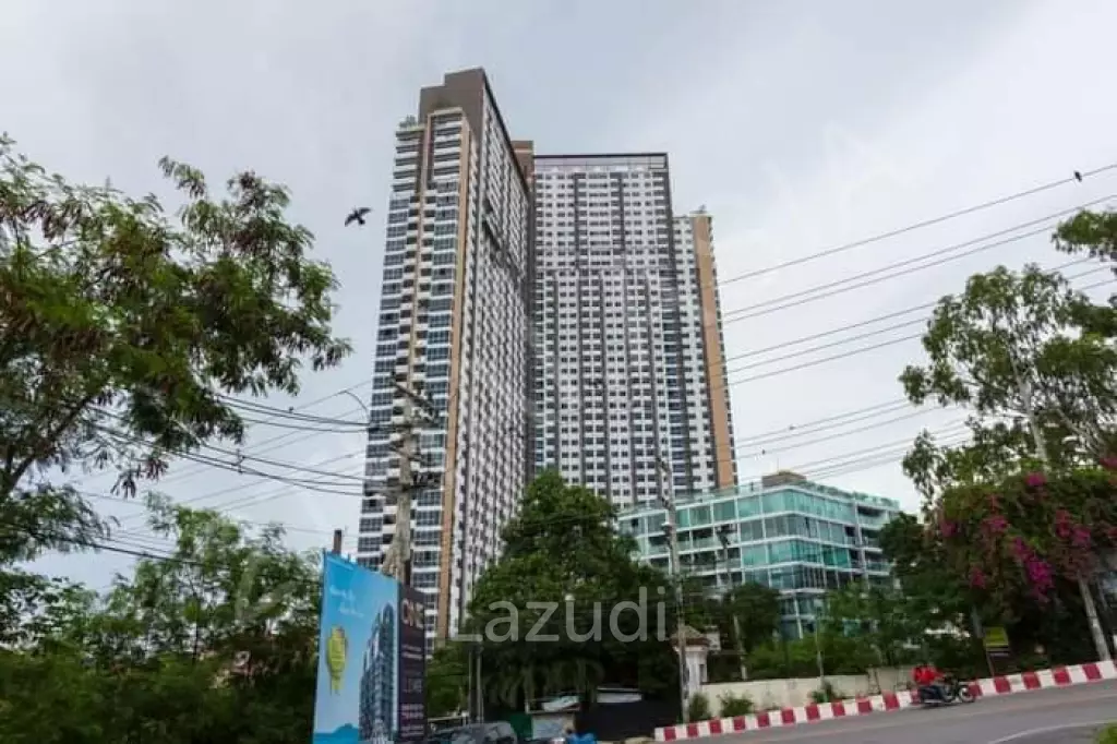 Quick sale At Unixx high floor !!