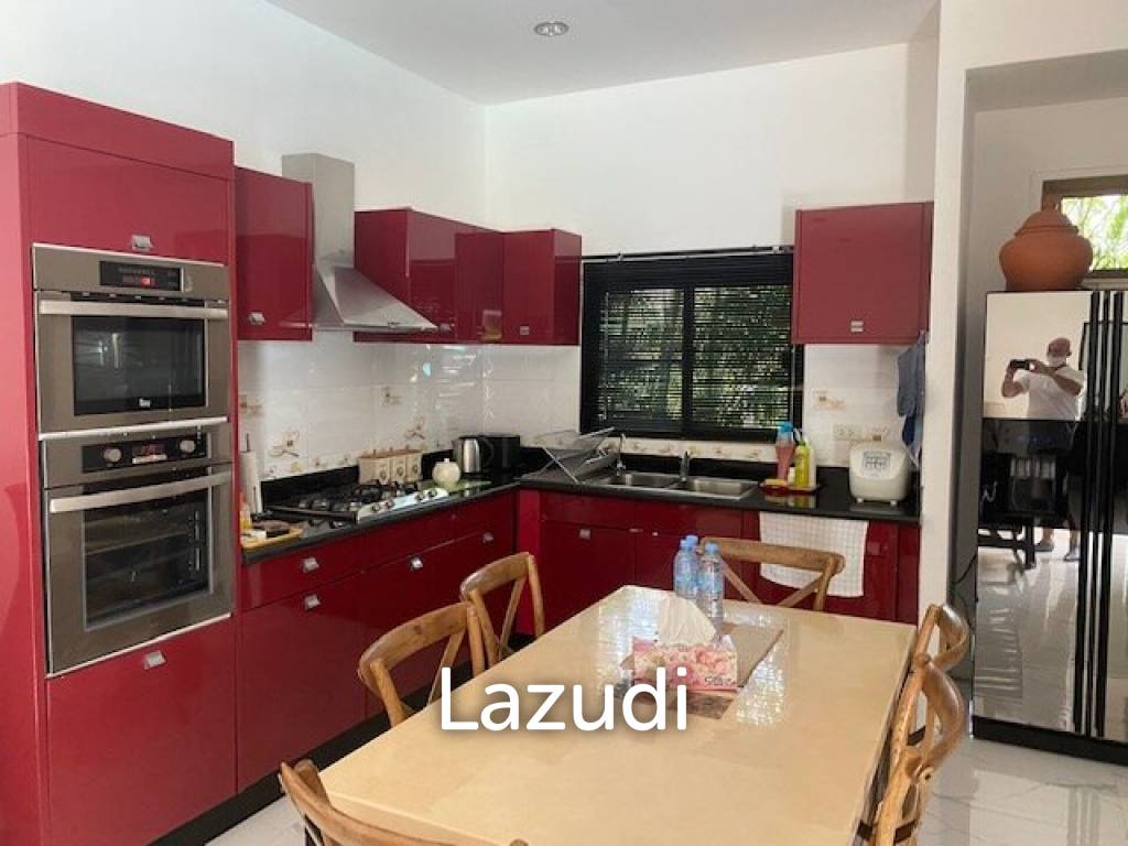 HEIGHTS 2 : Good Design 4 bed pool villa