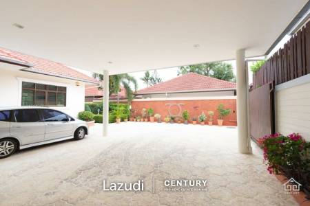 CRYSTAL VILLAS : Outstanding 3 bed pool villa close to town and Beaches