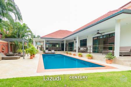 CRYSTAL VILLAS : Outstanding 3 bed pool villa close to town and Beaches