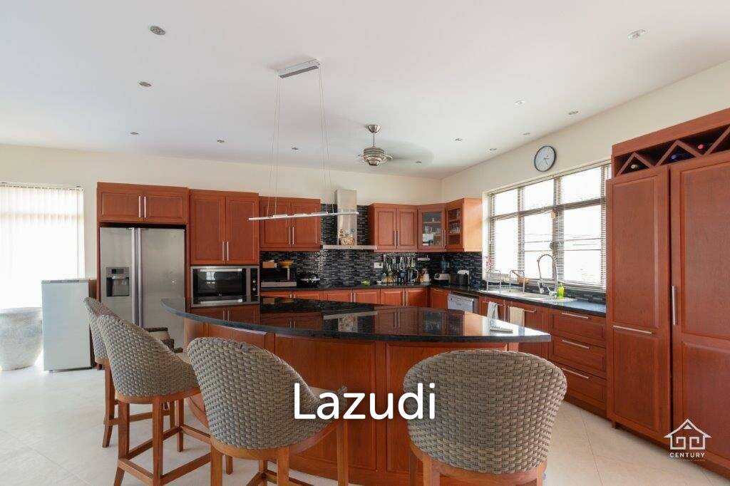 800 Sqm 3 Bed 4 Bath Villa For Sale