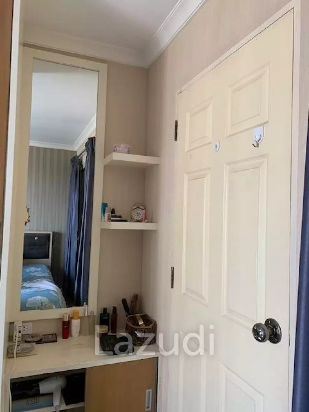 1 Bed 40 SQ.M Lumpini Place Narathiwas Chaopraya