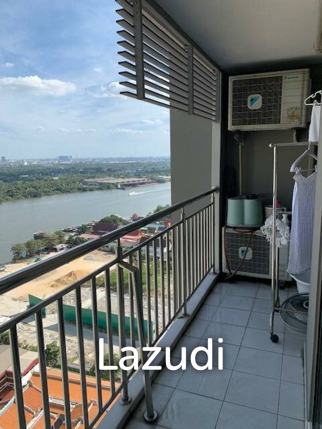 1 Bed 40 SQ.M Lumpini Place Narathiwas Chaopraya