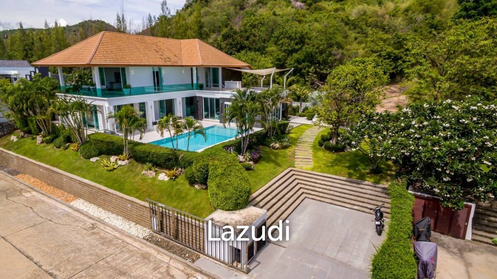 Phu Montra: Exclusive Luxury 4 Bed Pool Villa