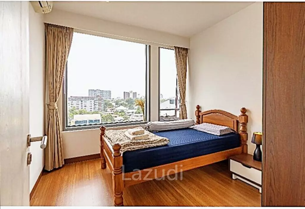 1 Bed 1 Bath 65 SQ.M Vantage Ratchavipa