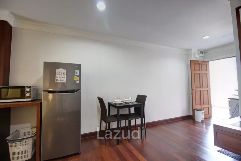 Baan Klang: New Studio Condo in central Hua Hin