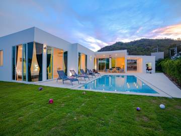 K-Haad: New modern 3 Bedroom Private Pool Villa!