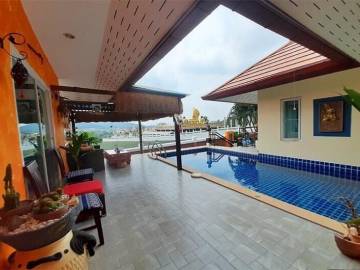 3 Bedroom Pool Villa In Peaceful Location