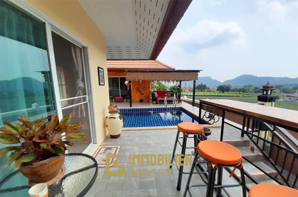 3 Bedroom Pool Villa In Peaceful Location